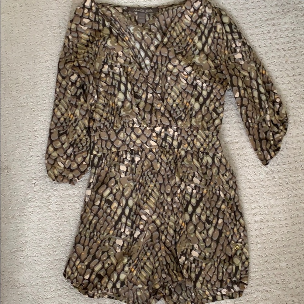 Snakeskin patterned romper with cropped sleeves